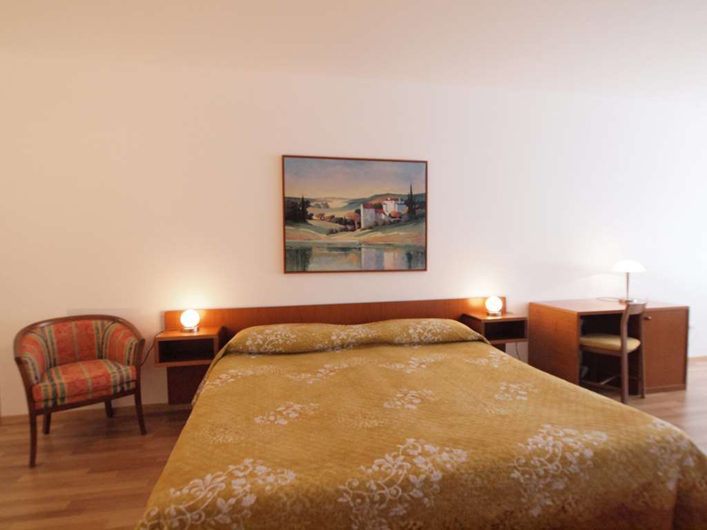 Hotel Residenze Dell'Angelo à Locarno Chambre photo